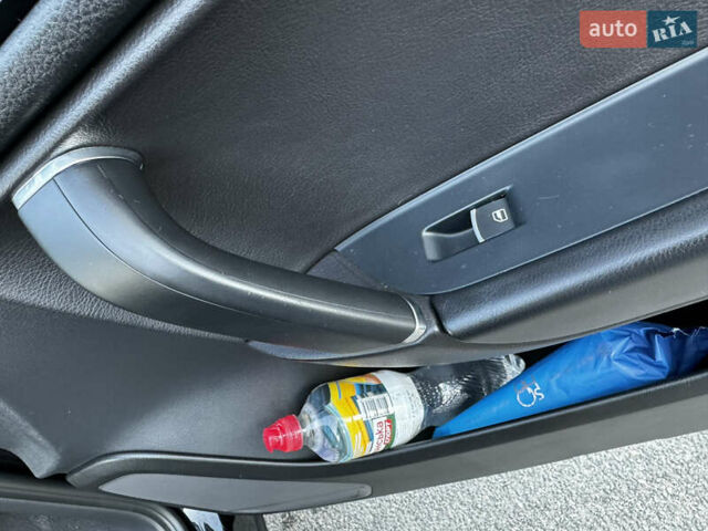 Черный Фольксваген Туарег, объемом двигателя 2.97 л и пробегом 202 тыс. км за 30000 $, фото 50 на Automoto.ua