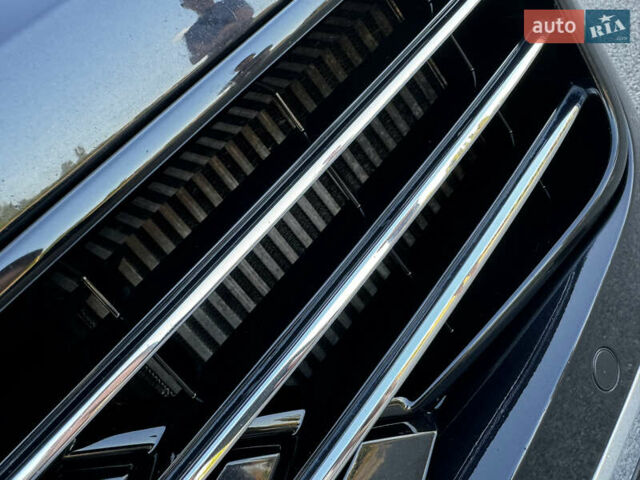 Черный Фольксваген Туарег, объемом двигателя 2.97 л и пробегом 202 тыс. км за 30000 $, фото 18 на Automoto.ua