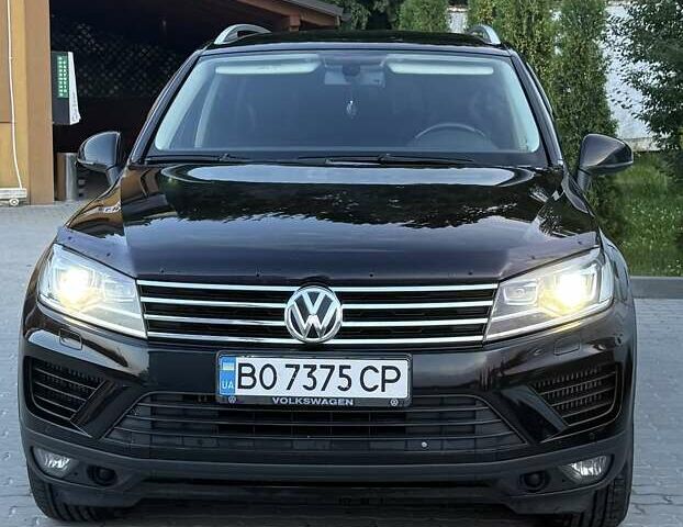 Черный Фольксваген Туарег, объемом двигателя 2.97 л и пробегом 285 тыс. км за 23500 $, фото 1 на Automoto.ua