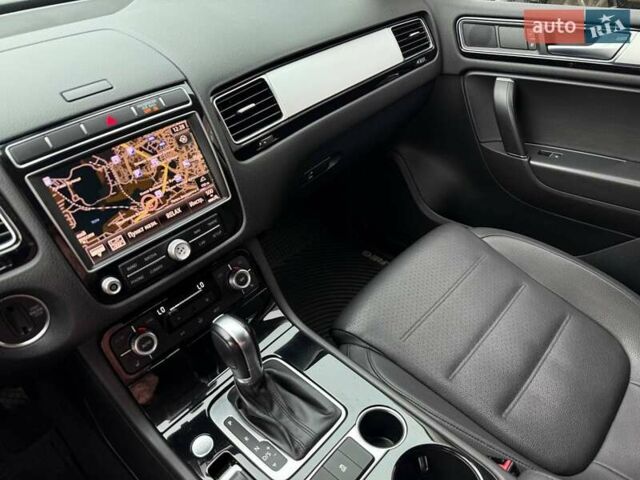 Черный Фольксваген Туарег, объемом двигателя 3.6 л и пробегом 220 тыс. км за 16900 $, фото 42 на Automoto.ua