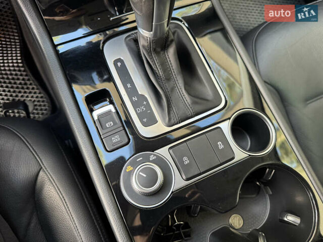 Чорний Фольксваген Туарег, об'ємом двигуна 2.97 л та пробігом 194 тис. км за 22499 $, фото 41 на Automoto.ua