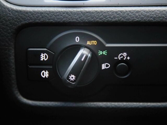 Черный Фольксваген Туарег, объемом двигателя 3 л и пробегом 241 тыс. км за 22500 $, фото 22 на Automoto.ua