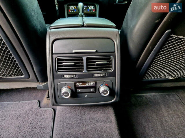 Черный Фольксваген Туарег, объемом двигателя 3 л и пробегом 225 тыс. км за 30000 $, фото 45 на Automoto.ua