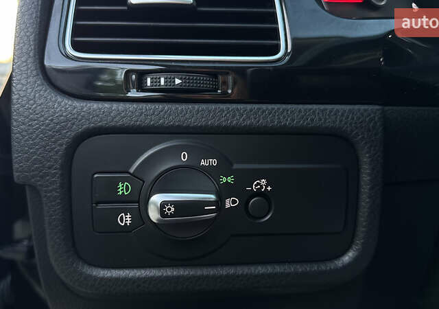 Черный Фольксваген Туарег, объемом двигателя 2.97 л и пробегом 288 тыс. км за 25850 $, фото 82 на Automoto.ua