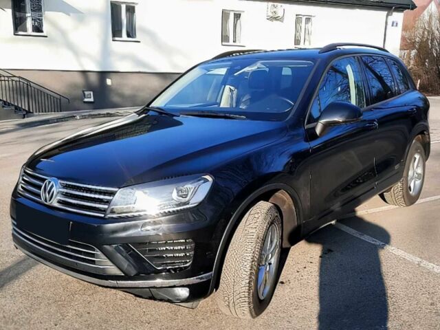 Черный Фольксваген Туарег, объемом двигателя 3 л и пробегом 76 тыс. км за 5600 $, фото 2 на Automoto.ua