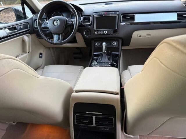 Черный Фольксваген Туарег, объемом двигателя 3.6 л и пробегом 78 тыс. км за 6100 $, фото 8 на Automoto.ua