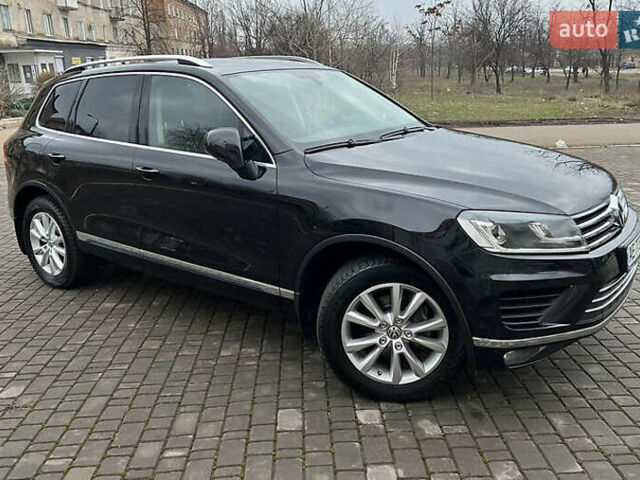 Черный Фольксваген Туарег, объемом двигателя 2.97 л и пробегом 99 тыс. км за 25100 $, фото 5 на Automoto.ua