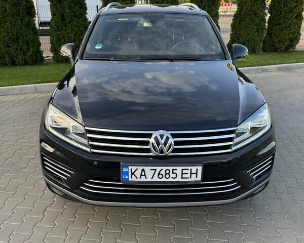 Черный Фольксваген Туарег, объемом двигателя 2.97 л и пробегом 166 тыс. км за 32000 $, фото 1 на Automoto.ua