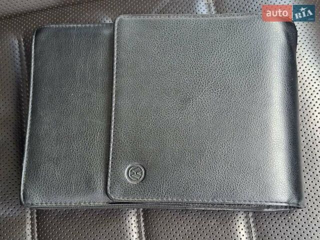 Черный Фольксваген Туарег, объемом двигателя 3 л и пробегом 187 тыс. км за 29970 $, фото 73 на Automoto.ua