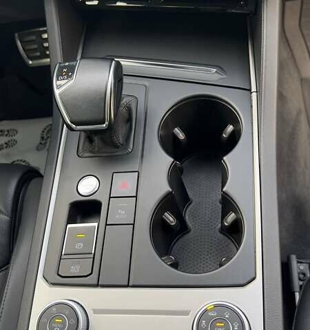 Черный Фольксваген Туарег, объемом двигателя 2.97 л и пробегом 108 тыс. км за 54500 $, фото 20 на Automoto.ua