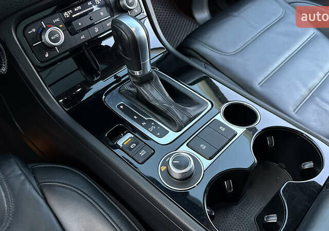 Черный Фольксваген Туарег, объемом двигателя 2.97 л и пробегом 288 тыс. км за 25850 $, фото 95 на Automoto.ua