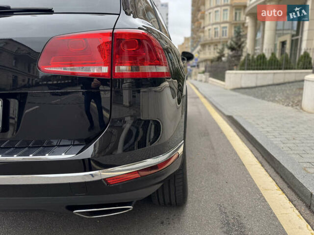 Черный Фольксваген Туарег, объемом двигателя 3 л и пробегом 159 тыс. км за 27900 $, фото 17 на Automoto.ua