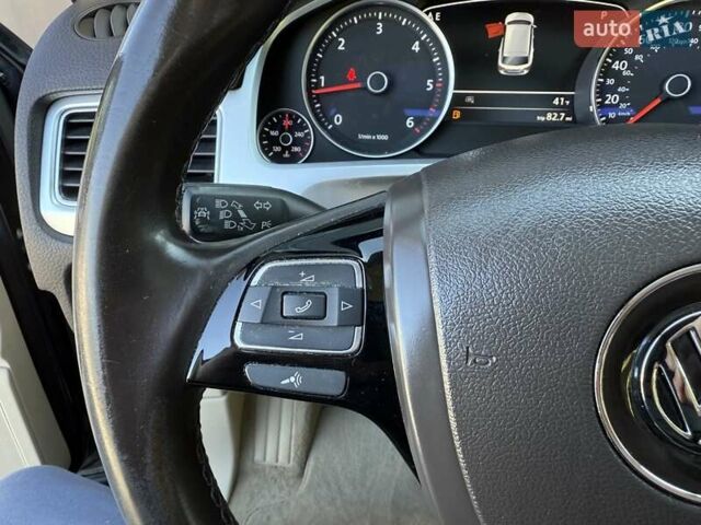 Черный Фольксваген Туарег, объемом двигателя 3 л и пробегом 279 тыс. км за 20400 $, фото 33 на Automoto.ua