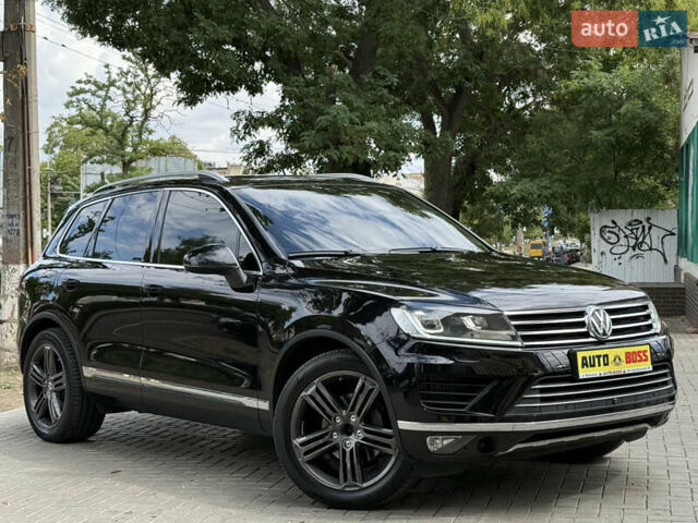 Черный Фольксваген Туарег, объемом двигателя 3 л и пробегом 212 тыс. км за 28999 $, фото 5 на Automoto.ua