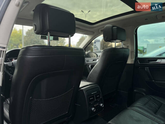 Черный Фольксваген Туарег, объемом двигателя 3 л и пробегом 242 тыс. км за 27999 $, фото 24 на Automoto.ua