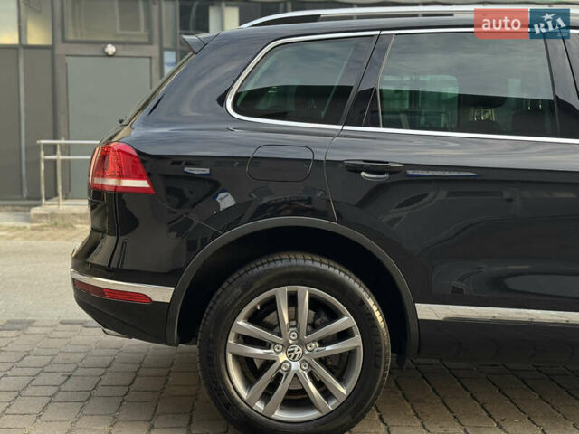 Черный Фольксваген Туарег, объемом двигателя 3 л и пробегом 242 тыс. км за 27999 $, фото 10 на Automoto.ua