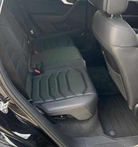 Черный Фольксваген Туарег, объемом двигателя 2.97 л и пробегом 108 тыс. км за 54500 $, фото 27 на Automoto.ua