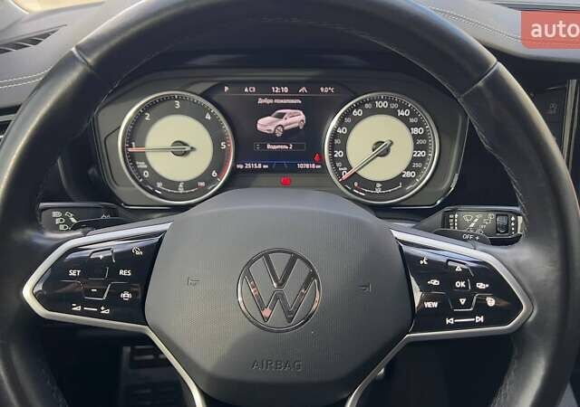 Черный Фольксваген Туарег, объемом двигателя 2.97 л и пробегом 108 тыс. км за 54500 $, фото 11 на Automoto.ua