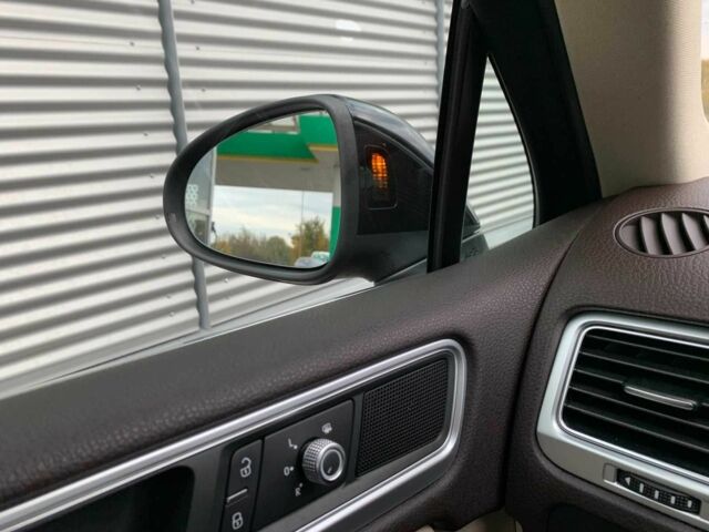 Черный Фольксваген Туарег, объемом двигателя 3.6 л и пробегом 190 тыс. км за 17500 $, фото 14 на Automoto.ua