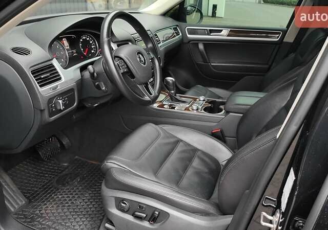 Черный Фольксваген Туарег, объемом двигателя 2.97 л и пробегом 205 тыс. км за 30500 $, фото 11 на Automoto.ua