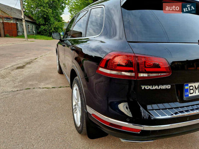 Черный Фольксваген Туарег, объемом двигателя 3 л и пробегом 225 тыс. км за 30000 $, фото 11 на Automoto.ua