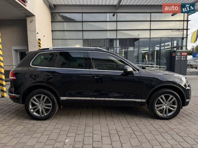 Черный Фольксваген Туарег, объемом двигателя 3 л и пробегом 242 тыс. км за 27999 $, фото 3 на Automoto.ua