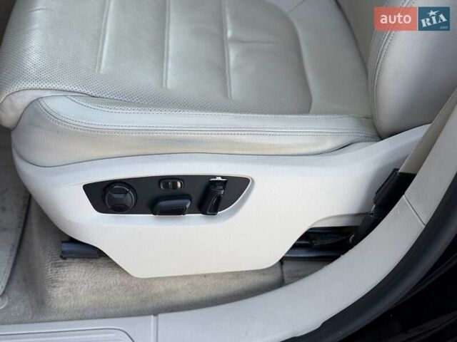 Черный Фольксваген Туарег, объемом двигателя 3 л и пробегом 279 тыс. км за 20400 $, фото 25 на Automoto.ua