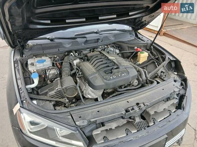 Чорний Фольксваген Туарег, об'ємом двигуна 3.6 л та пробігом 252 тис. км за 12500 $, фото 9 на Automoto.ua