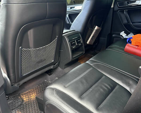 Черный Фольксваген Туарег, объемом двигателя 3 л и пробегом 231 тыс. км за 30500 $, фото 13 на Automoto.ua