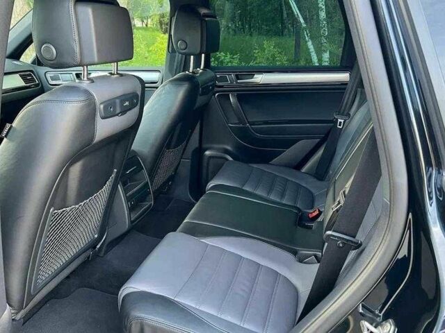 Чорний Фольксваген Туарег, об'ємом двигуна 3 л та пробігом 174 тис. км за 20000 $, фото 8 на Automoto.ua