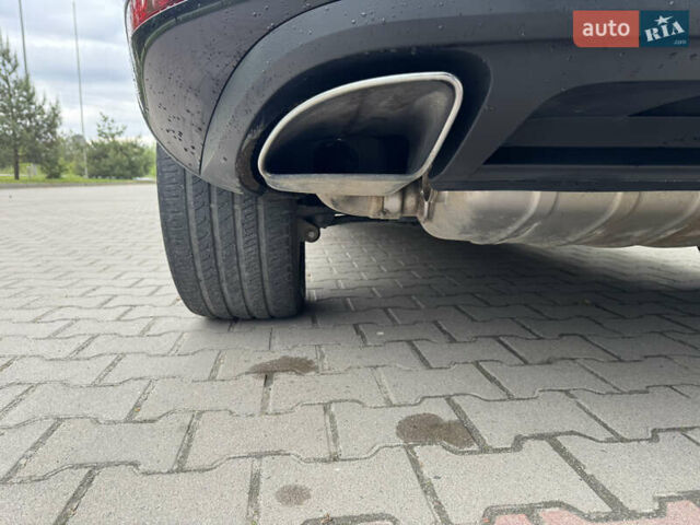 Черный Фольксваген Туарег, объемом двигателя 2.97 л и пробегом 153 тыс. км за 29900 $, фото 9 на Automoto.ua