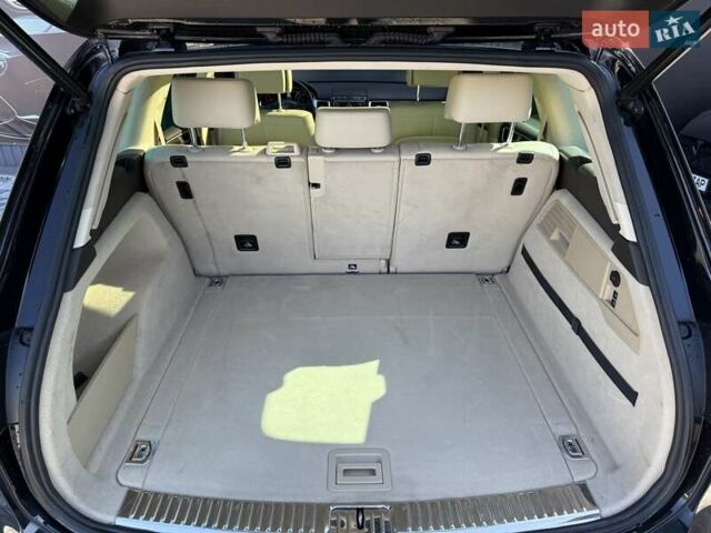 Черный Фольксваген Туарег, объемом двигателя 3 л и пробегом 279 тыс. км за 20400 $, фото 17 на Automoto.ua