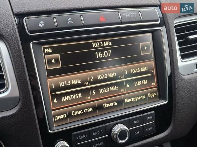 Черный Фольксваген Туарег, объемом двигателя 3 л и пробегом 187 тыс. км за 29970 $, фото 45 на Automoto.ua