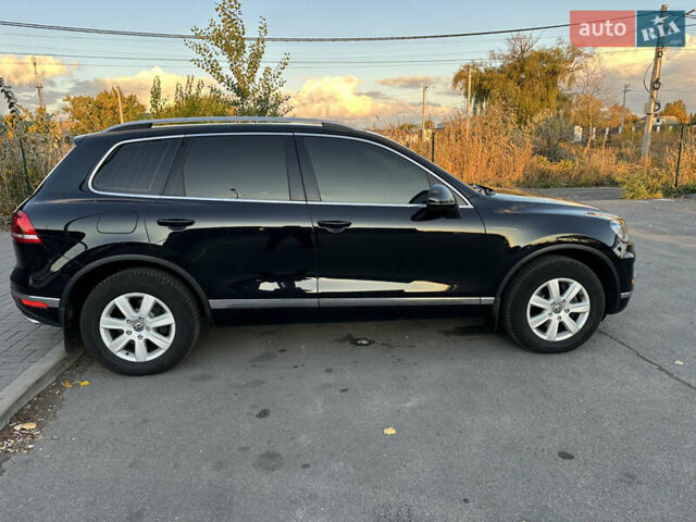 Черный Фольксваген Туарег, объемом двигателя 2.97 л и пробегом 202 тыс. км за 25800 $, фото 4 на Automoto.ua