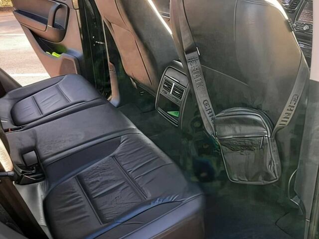 Черный Фольксваген Туарег, объемом двигателя 3 л и пробегом 76 тыс. км за 5600 $, фото 11 на Automoto.ua