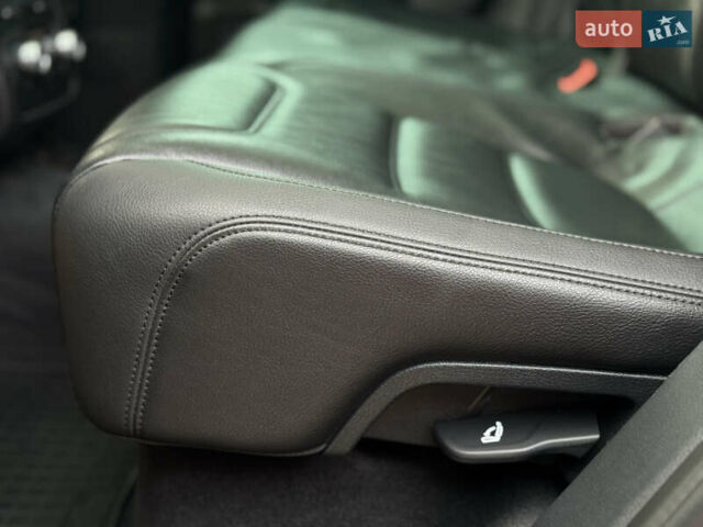 Черный Фольксваген Туарег, объемом двигателя 3 л и пробегом 242 тыс. км за 27999 $, фото 22 на Automoto.ua