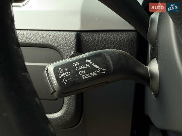 Черный Фольксваген Туарег, объемом двигателя 3 л и пробегом 212 тыс. км за 28999 $, фото 27 на Automoto.ua