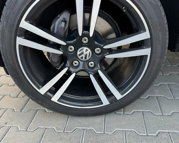 Черный Фольксваген Туарег, объемом двигателя 2.97 л и пробегом 166 тыс. км за 32000 $, фото 6 на Automoto.ua