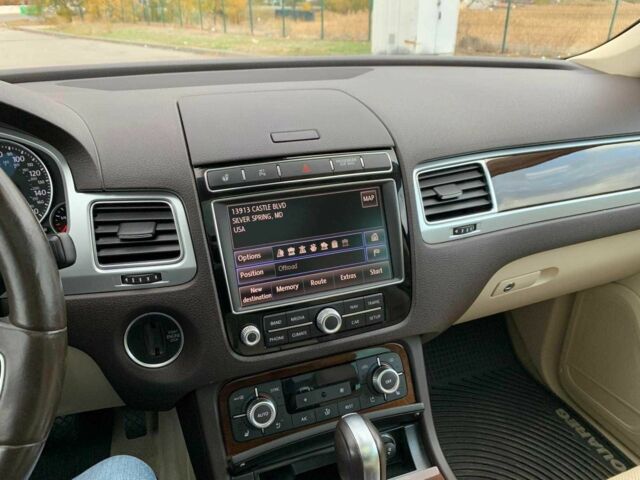 Черный Фольксваген Туарег, объемом двигателя 3.6 л и пробегом 190 тыс. км за 17500 $, фото 13 на Automoto.ua