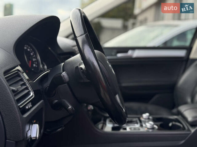 Черный Фольксваген Туарег, объемом двигателя 3 л и пробегом 242 тыс. км за 27999 $, фото 20 на Automoto.ua