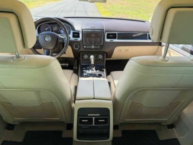 Черный Фольксваген Туарег, объемом двигателя 3.6 л и пробегом 119 тыс. км за 12100 $, фото 13 на Automoto.ua