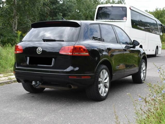 Черный Фольксваген Туарег, объемом двигателя 3 л и пробегом 108 тыс. км за 8500 $, фото 4 на Automoto.ua