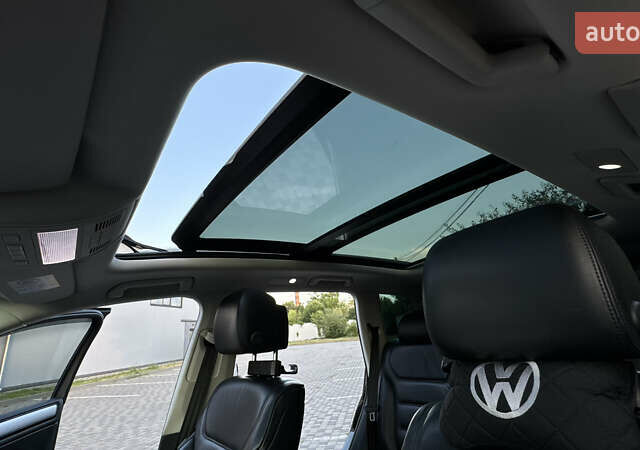 Черный Фольксваген Туарег, объемом двигателя 2.97 л и пробегом 288 тыс. км за 25850 $, фото 68 на Automoto.ua