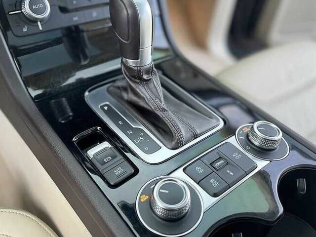 Фольксваген Туарег 2016 в Киеве на Automoto.ua Черный Фольксваген Туарег, объемом двигателя 3 л и пробегом 135 тыс. км за 23000 $, фото 14 на Automoto.ua