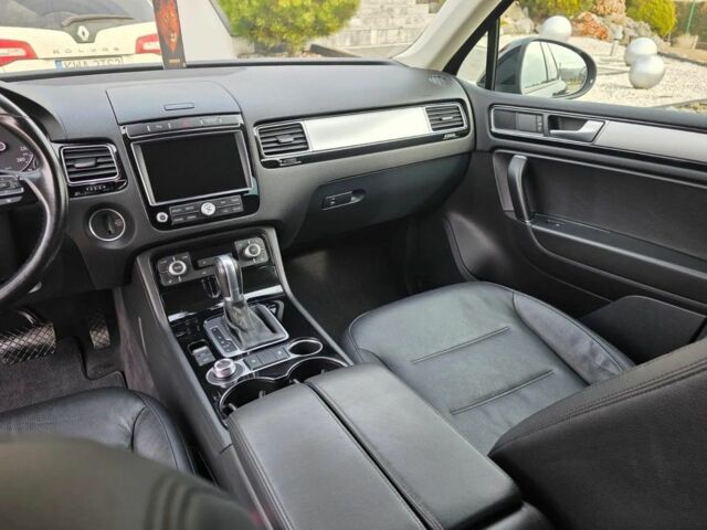 Черный Фольксваген Туарег, объемом двигателя 3 л и пробегом 197 тыс. км за 9300 $, фото 10 на Automoto.ua