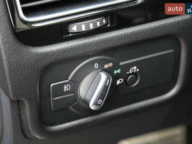 Черный Фольксваген Туарег, объемом двигателя 3.6 л и пробегом 104 тыс. км за 19900 $, фото 21 на Automoto.ua