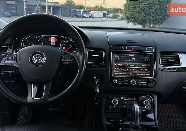 Черный Фольксваген Туарег, объемом двигателя 2.97 л и пробегом 288 тыс. км за 25850 $, фото 73 на Automoto.ua