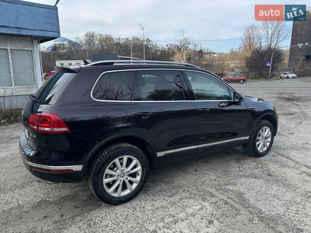 Черный Фольксваген Туарег, объемом двигателя 2.97 л и пробегом 268 тыс. км за 24300 $, фото 3 на Automoto.ua