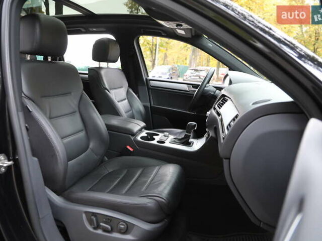 Черный Фольксваген Туарег, объемом двигателя 3.6 л и пробегом 104 тыс. км за 19900 $, фото 11 на Automoto.ua