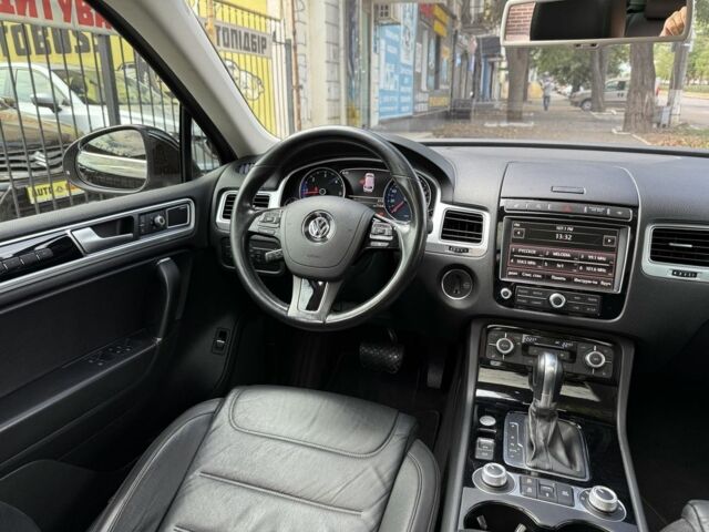 Черный Фольксваген Туарег, объемом двигателя 3 л и пробегом 212 тыс. км за 28999 $, фото 20 на Automoto.ua